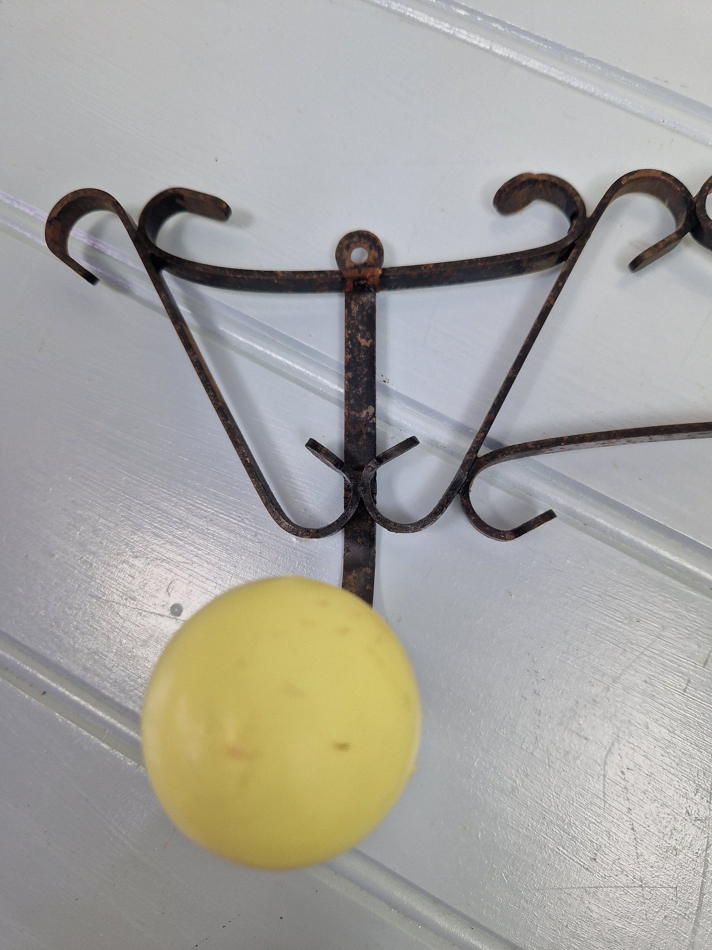 Vintage French Atomic 3 hook coat rack 1950s Yellow plastic and metal hooks