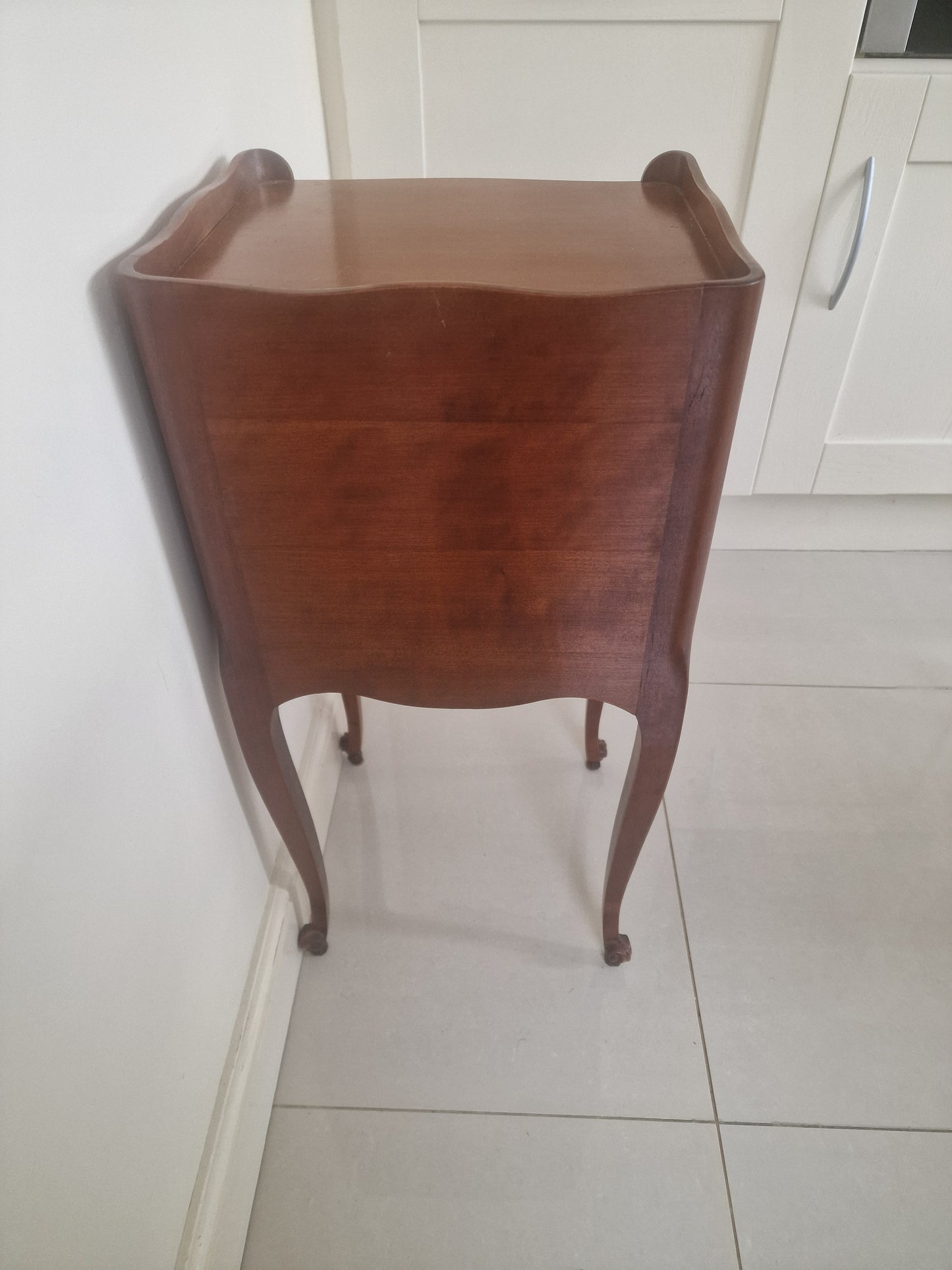 Pair of classic single drawer antique French wooden bedside tables